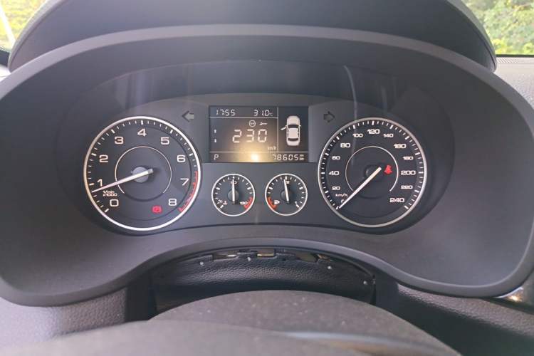 Used BORGWARD BX5 2017 20TGDI Automatic Two-Wheel Drive Pioneer Edition Instrument Cluster