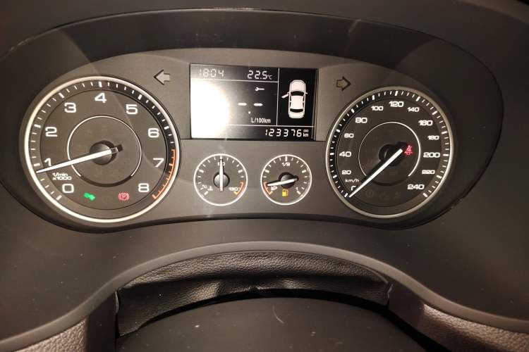 Used BORGWARD BX5 2017 20TGDI Automatic Two-Wheel Drive Pioneer Edition Instrument Cluster