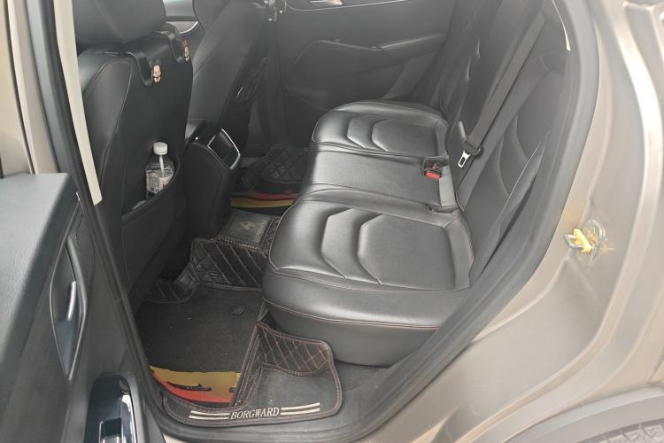 Used BORGWARD BX5 2017 20TGDI Automatic Two-Wheel Drive Pioneer Edition Left Rear Seat