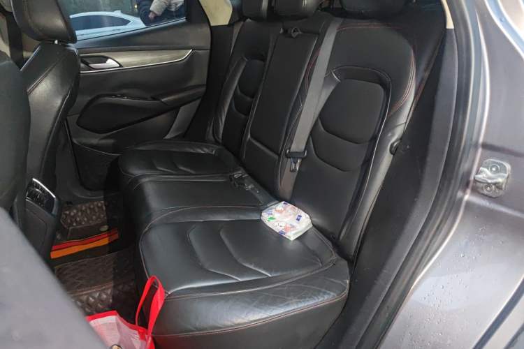 Used BORGWARD BX5 2017 25TGDI Automatic Two-Wheel Drive Sharp Model Left Rear Seat