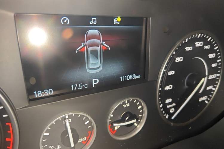 Used BORGWARD BX5 2017 25TGDI Automatic Two-Wheel Drive Sharp Model Odometer Close Up