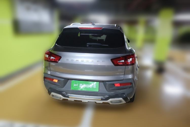 Used BORGWARD BX5 2017 20TGDI Automatic Two-Wheel Drive Leading Edition Rear