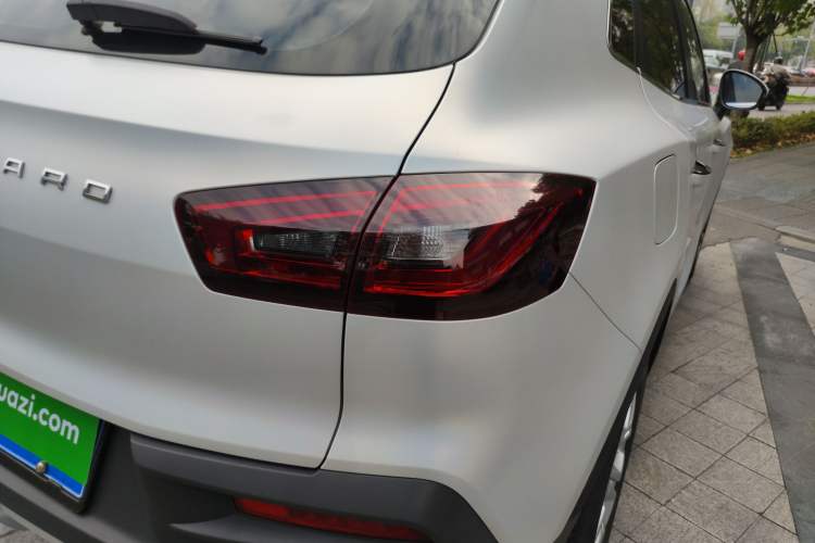 Used BORGWARD BX5 2017 20TGDI Automatic Two-Wheel Drive Pioneer Edition Right Rear Taillight