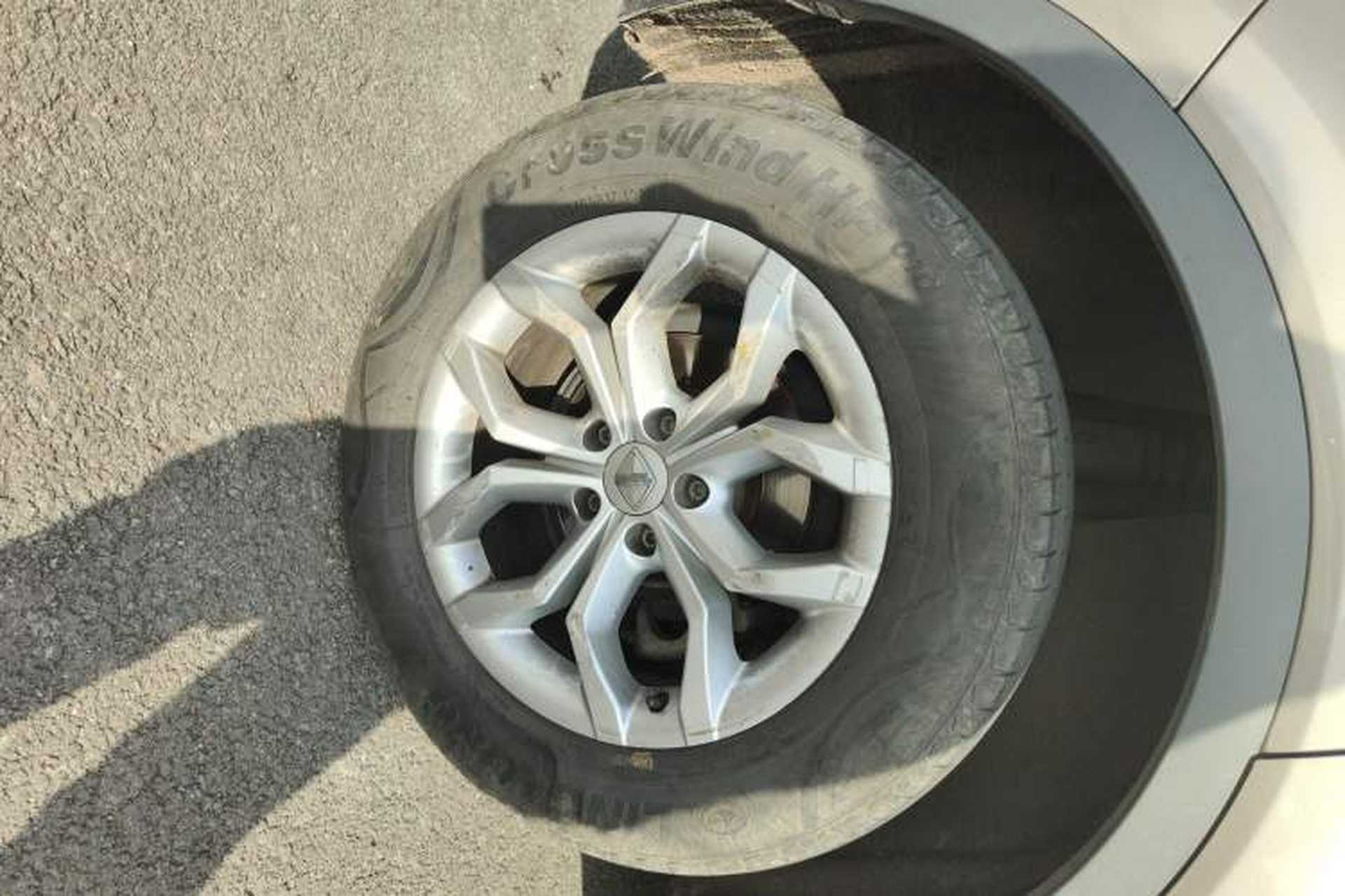 Used BORGWARD BX5 2017 20TGDI Automatic Two-Wheel Drive Pioneer Edition Right Rear Wheel Hub