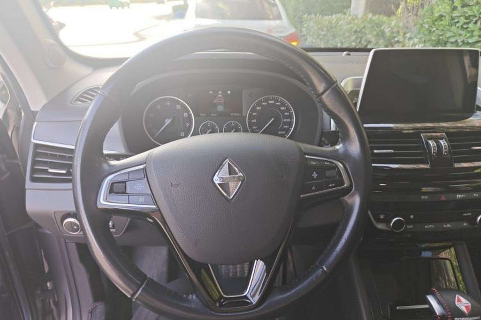 Used BORGWARD BX5 2017 25TGDI Automatic Two-Wheel Drive Sharp Model Steering Wheel