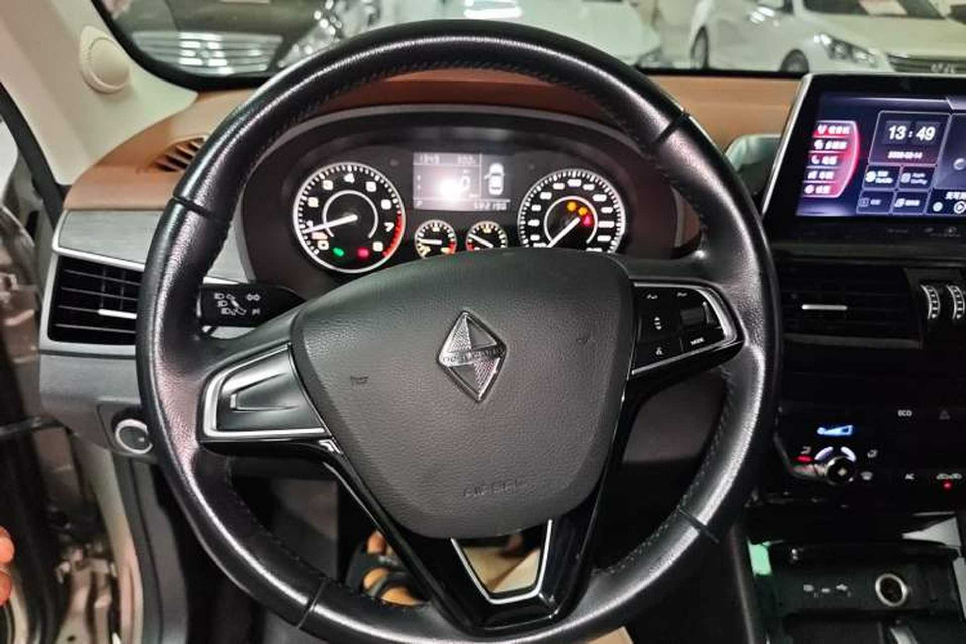Used BORGWARD BX5 2017 20TGDI Automatic Two-Wheel Drive Pioneer Edition Steering Wheel