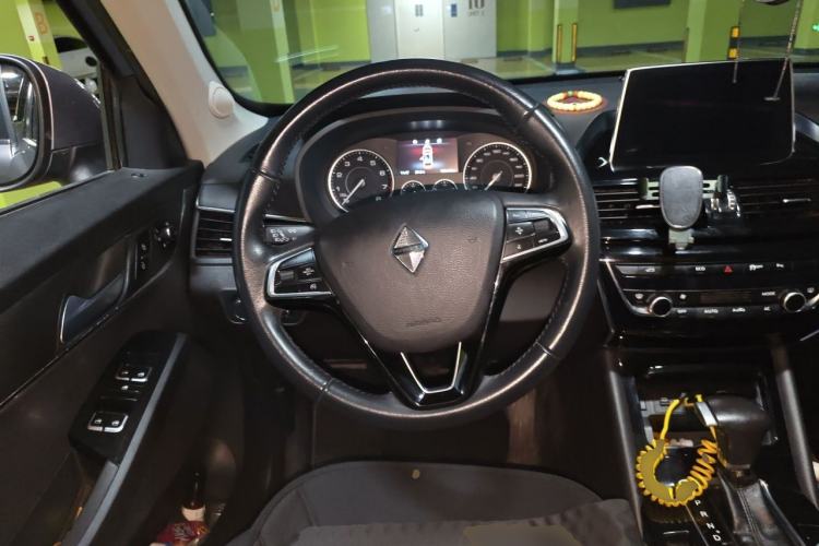 Used BORGWARD BX5 2017 20TGDI Automatic Two-Wheel Drive Leading Edition Steering Wheel