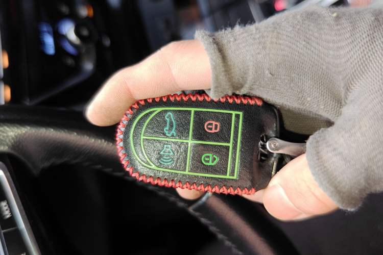 Used BORGWARD BX5 2017 20TGDI Automatic Two-Wheel Drive New Edition Vehicle Key
