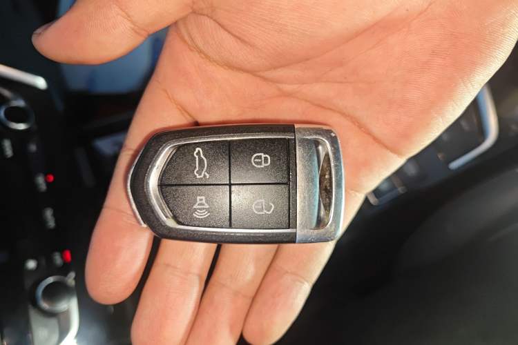 Used BORGWARD BX5 2017 25TGDI Automatic Two-Wheel Drive Sharp Model Vehicle Key
