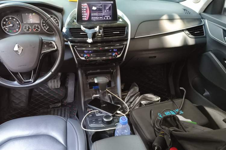 Used BORGWARD BX5 2017 25TGDI Automatic Two-Wheel Drive Smart Enjoyment Model Audio And AC Panel
