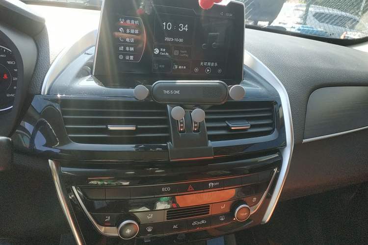 Used BORGWARD BX5 2017 20TGDI Automatic Two-Wheel Drive Pioneer Edition Audio And AC Panel