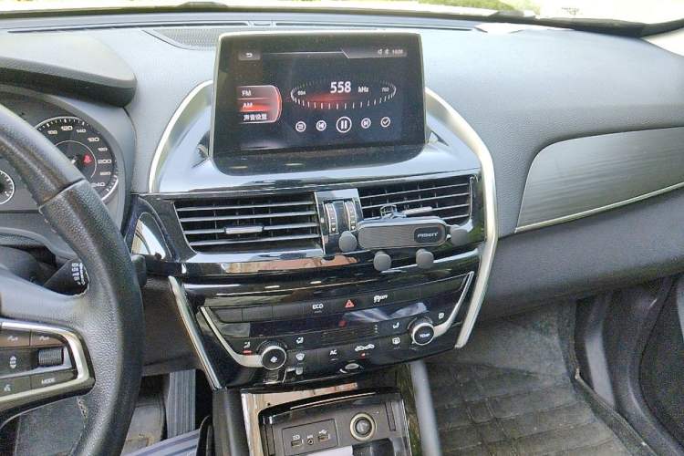 Used BORGWARD BX5 2017 20TGDI Automatic Two-Wheel Drive Pioneer Edition Audio And AC Panel