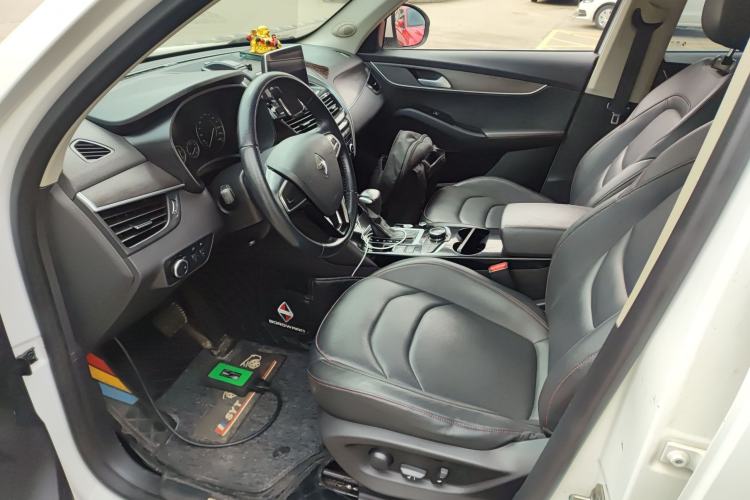 Used BORGWARD BX5 2017 20TGDI Automatic Two-Wheel Drive Pioneer Edition Driver Seat