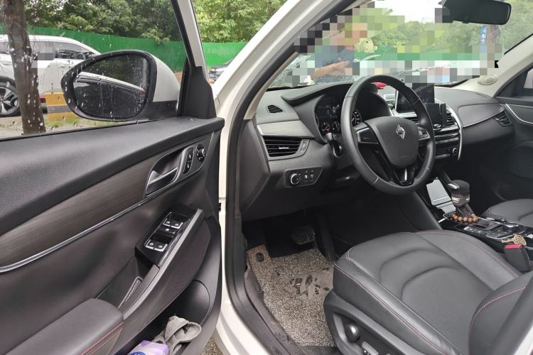 Used BORGWARD BX5 2017 20TGDI Automatic Two-Wheel Drive Pioneer Edition Driver Seat