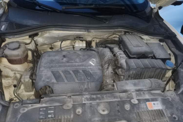 Used BORGWARD BX5 2017 20TGDI Automatic Two-Wheel Drive Pioneer Edition Engine Bay