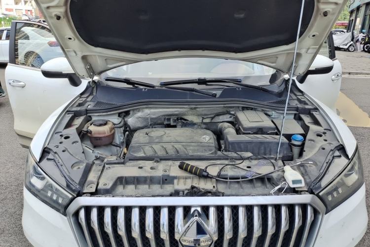Used BORGWARD BX5 2017 25TGDI Automatic Two-Wheel Drive Fashion Plus Model Engine Bay