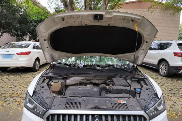 Used BORGWARD BX5 2017 20TGDI Automatic Two-Wheel Drive Entry-Level Edition Engine Bay