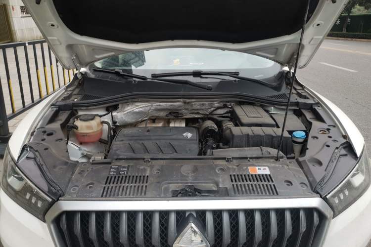 Used BORGWARD BX5 2017 20TGDI Automatic Two-Wheel Drive Pioneer Edition Engine Bay