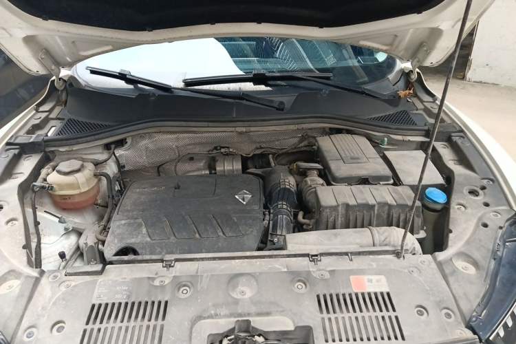 Used BORGWARD BX5 2017 20TGDI Automatic Two-Wheel Drive Pioneer Edition Engine Bay