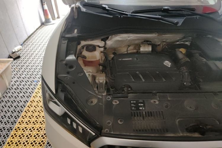 Used BORGWARD BX5 2017 20TGDI Automatic Two-Wheel Drive Pioneer Edition Engine Bay Right