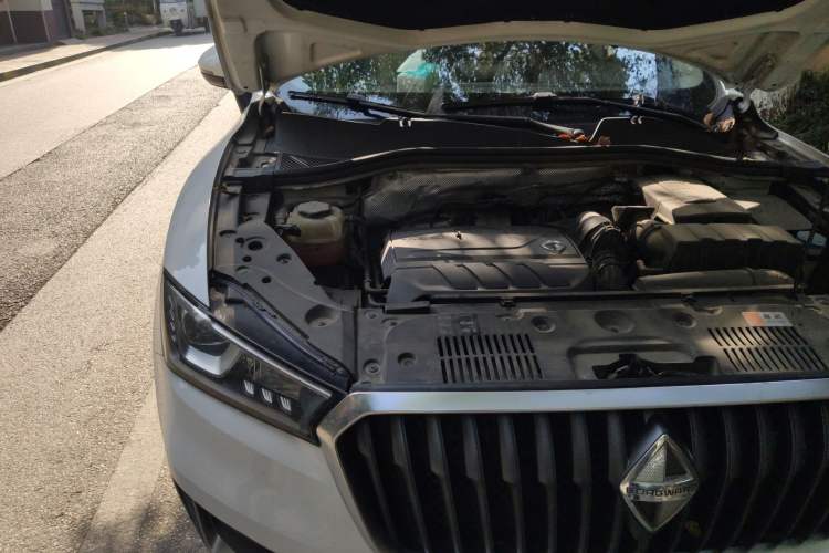 Used BORGWARD BX5 2017 20TGDI Automatic Two-Wheel Drive Pioneer Edition Engine Bay Right