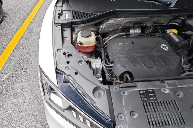 Used BORGWARD BX5 2017 20TGDI Automatic Two-Wheel Drive New Edition Engine Bay Right
