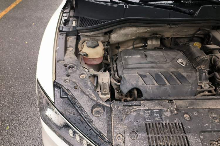 Used BORGWARD BX5 2017 20TGDI Automatic Two-Wheel Drive Pioneer Edition Engine Bay Right
