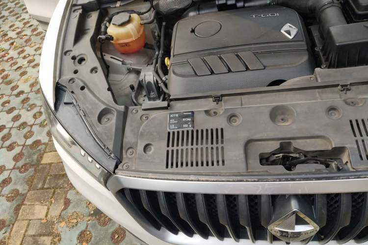 Used BORGWARD BX5 2017 25TGDI Automatic Two-Wheel Drive Sharp Model Engine Bay Right