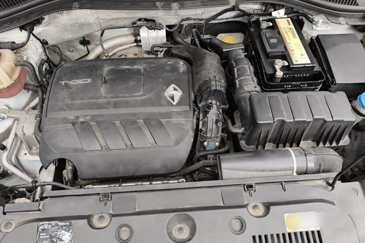 Used BORGWARD BX5 2017 20TGDI Automatic Two-Wheel Drive Pioneer Edition Engine Bay