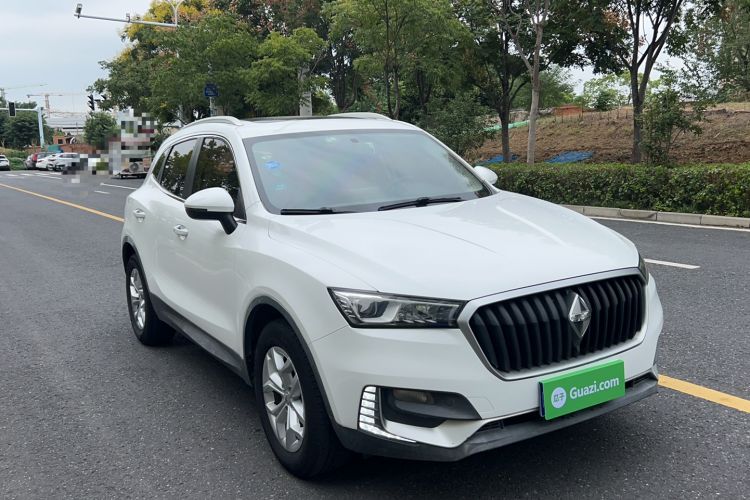 Used BORGWARD BX5 2017 20TGDI Automatic Two-Wheel Drive Pioneer Edition Exterior 2