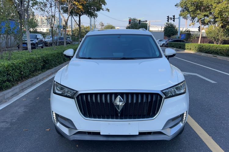 Used BORGWARD BX5 2017 20TGDI Automatic Two-Wheel Drive Pioneer Edition Exterior 4