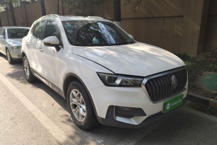 Used BORGWARD BX5 2017 20TGDI Automatic Two-Wheel Drive Pioneer Edition Front Right 45 Deg
