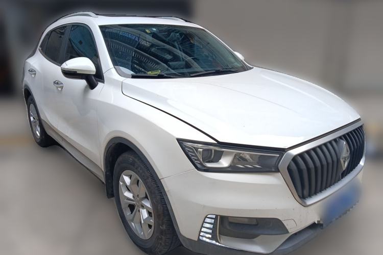 Used BORGWARD BX5 2017 20TGDI Automatic Two-Wheel Drive Pioneer Edition Front Right 45 Deg