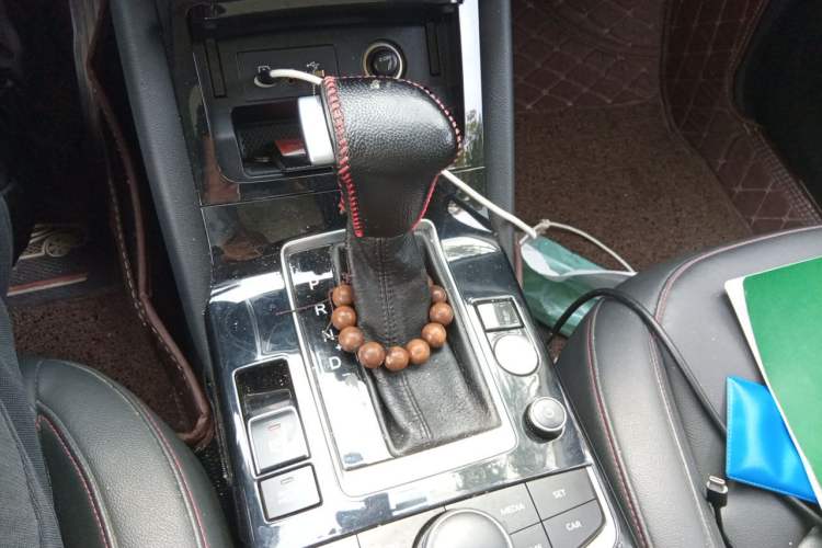 Used BORGWARD BX5 2017 20TGDI Automatic Two-Wheel Drive Entry-Level Edition Gear Lever