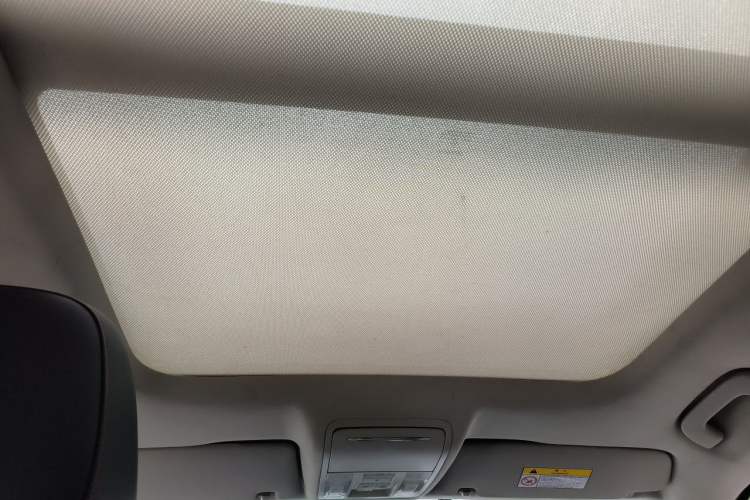 Used BORGWARD BX5 2017 20TGDI Automatic Two-Wheel Drive Pioneer Edition Headliner