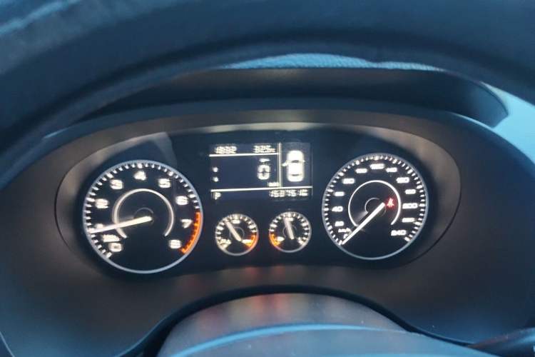 Used BORGWARD BX5 2017 20TGDI Automatic Two-Wheel Drive Pioneer Edition Instrument Cluster