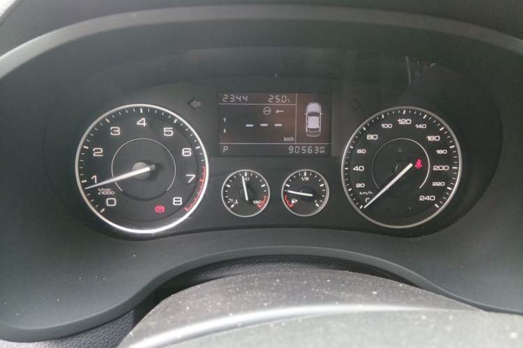 Used BORGWARD BX5 2017 20TGDI Automatic Two-Wheel Drive Entry-Level Edition Instrument Cluster