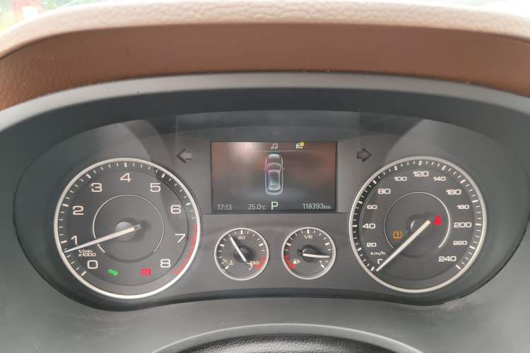 Used BORGWARD BX5 2017 25TGDI Automatic Four-Wheel Drive Premium Model Instrument Cluster