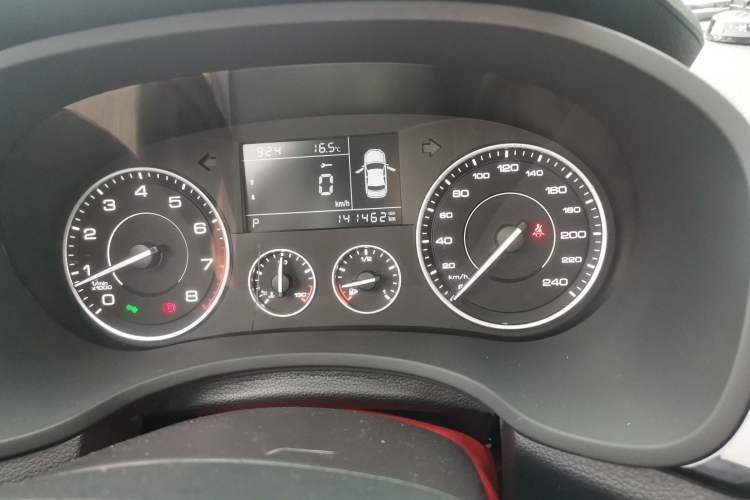Used BORGWARD BX5 2017 20TGDI Automatic Two-Wheel Drive Pioneer Edition Instrument Cluster