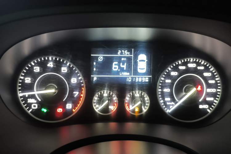 Used BORGWARD BX5 2017 20TGDI Automatic Two-Wheel Drive Pioneer Edition Instrument Cluster