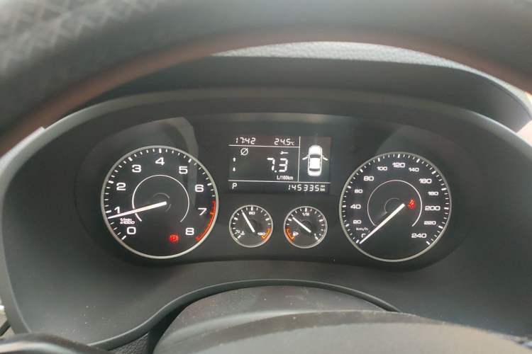 Used BORGWARD BX5 2017 20TGDI Automatic Two-Wheel Drive Pioneer Edition Instrument Cluster