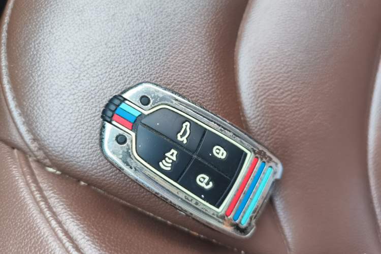 Used BORGWARD BX5 2017 20TGDI Automatic Two-Wheel Drive Pioneer Edition Interior 1
