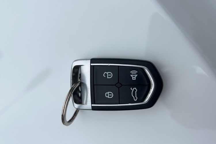 Used BORGWARD BX5 2017 20TGDI Automatic Two-Wheel Drive Pioneer Edition Interior 1