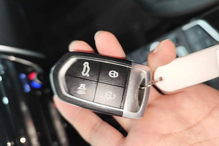 Used BORGWARD BX5 2017 20TGDI Automatic Two-Wheel Drive Pioneer Edition Interior 1