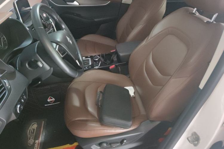 Used BORGWARD BX5 2017 20TGDI Automatic Two-Wheel Drive Pioneer Edition Left Front Seat