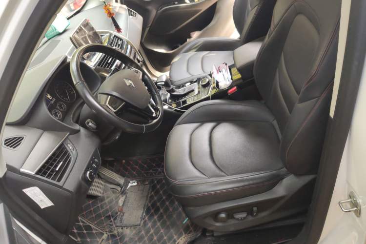 Used BORGWARD BX5 2017 20TGDI Automatic Two-Wheel Drive Pioneer Edition Left Front Seat