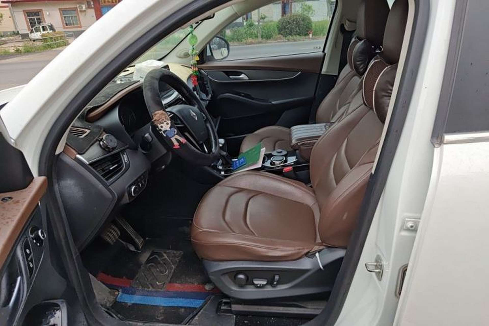 Used BORGWARD BX5 2017 20TGDI Automatic Two-Wheel Drive Pioneer Edition Left Front Seat