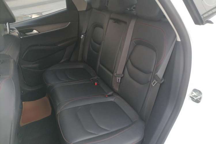 Used BORGWARD BX5 2017 20TGDI Automatic Two-Wheel Drive Pioneer Edition Left Rear Seat