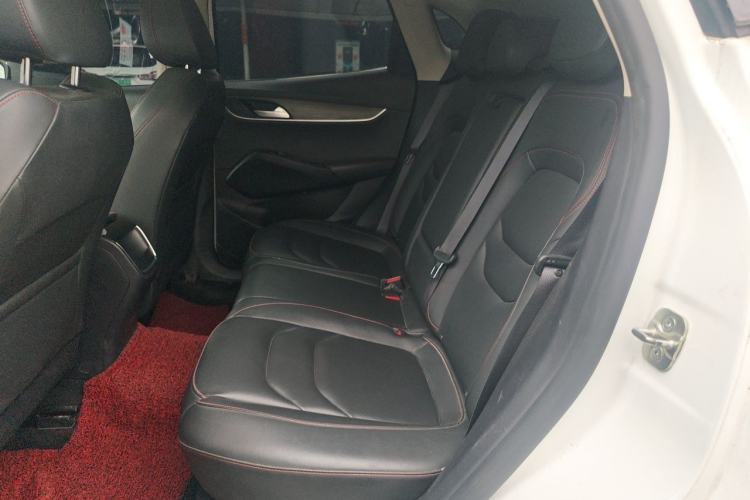 Used BORGWARD BX5 2017 20TGDI Automatic Two-Wheel Drive Pioneer Edition Left Rear Seat