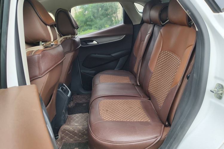 Used BORGWARD BX5 2017 25TGDI Automatic Four-Wheel Drive Premium Model Left Rear Seat